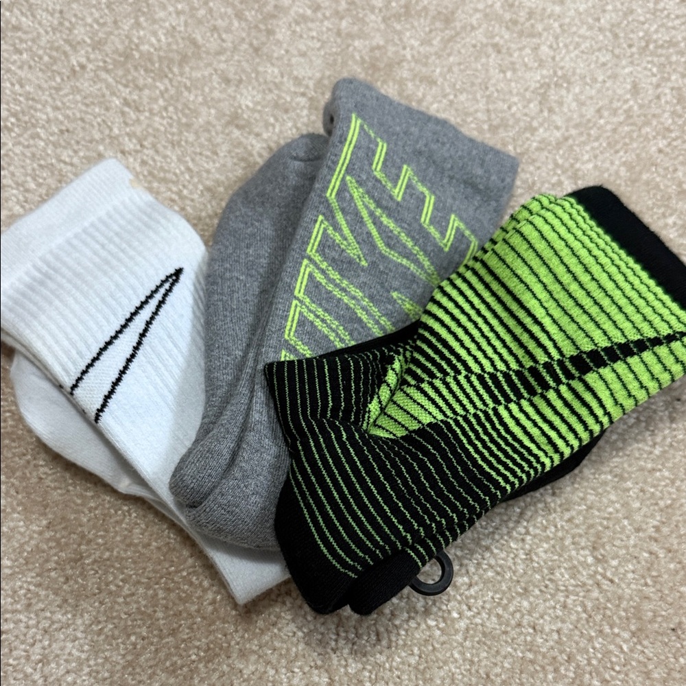 Nike boys Athletic Socks in Gray, White, and Neon Green